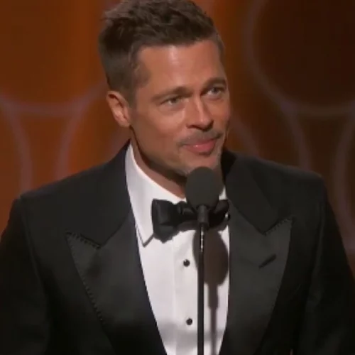 Brad Pitt: Η εμφάνιση- έκπληξη στις «Χρυσές Σφαίρες»