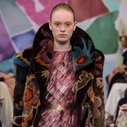 Schiaparelli: Ο εμβληματικός οίκος κέρδισε τον τίτλο της Υψηλής Ραπτικής