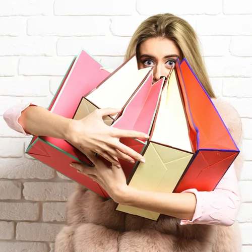 Εκπτώσεις: 4 καταστήματα που πρέπει να επισκεφτείς!