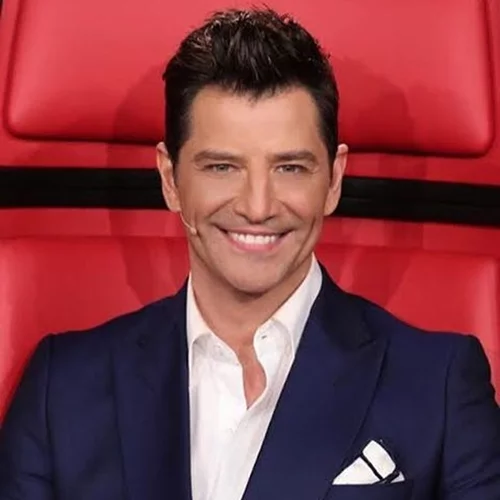 Σάκης Ρουβάς: Το ξαφνικό τέλος της πιο μακρόχρονης συνεργασίας του