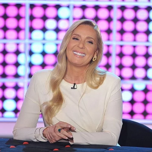 Έλενα Μακρή- Λυμπέρη: «Η Ελένη Μενεγάκη έκανε κάτι που δεν έχει κάνει ποτέ κανείς»