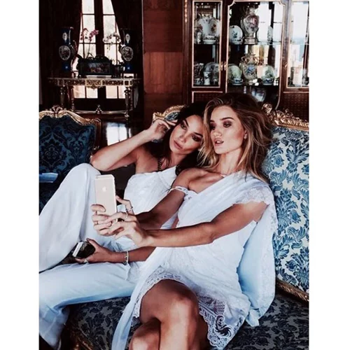 Πώς να γίνεις πιο φωτογενής σε 10 απλά βήματα