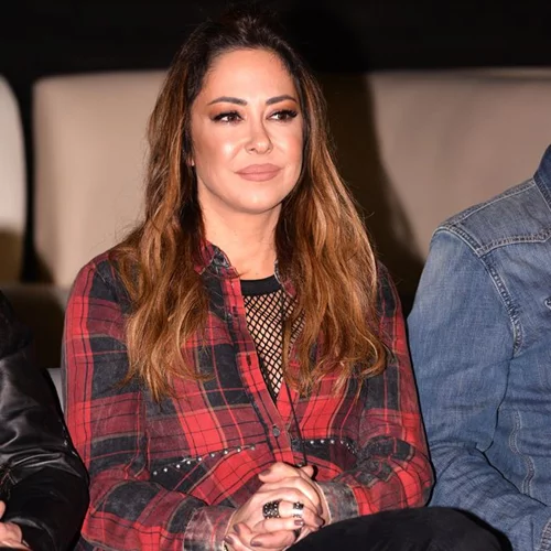 Οι καυστικές «Λουέλα και Κρουέλα» σχολιάζουν την Μελίνα Ασλανίδου