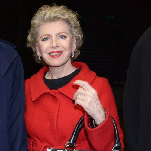 Έλενα Ακρίτα: Το σχόλιο-φωτιά για την Άννα Βίσση