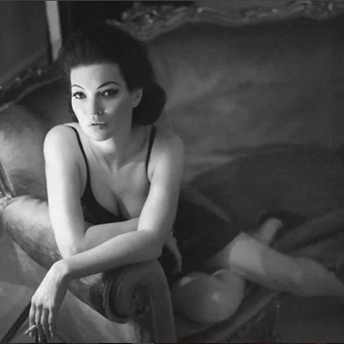 Kate Moss: Εντυπωσιακή και sexy στο περιοδικό W!