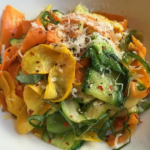 Η πιο νόστιμη μακαρονάδα δεν έχει ζυμαρικά! Δες τη συνταγή!