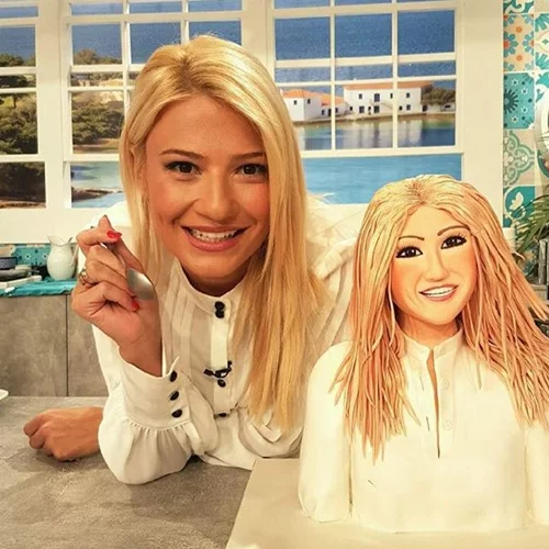 Φαίη Σκορδά: Η τρυφερή φωτογραφία με τους γιους της