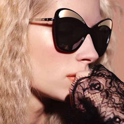 Chanel: Σου θυμίζει κάτι η 18χρονη πρωταγωνίστρια της νέας της καμπάνιας;