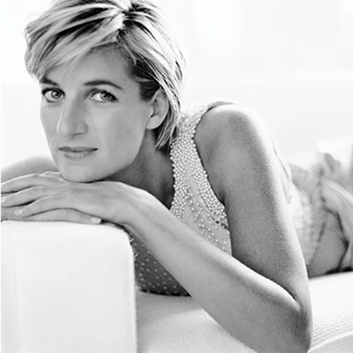 Πριγκίπισσα Diana: Έκθεση με φορέματά της στο παλάτι του Kensington!