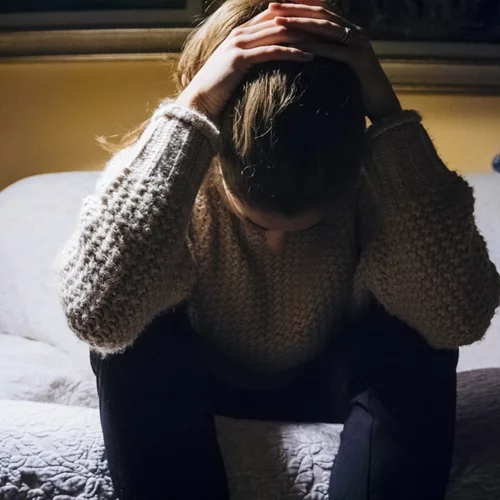 Επίμονος πονοκέφαλος; Απόφυγε αυτά τα τρία φαγητά