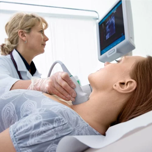 Γιατί τα αυτοάνοσα νοσήματα προτιμούν τις γυναίκες και τι τα πυροδοτεί;