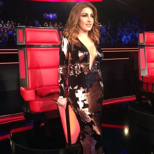 Έλενα Παπαρίζου: Τι φόρεσε στον ημιτελικό του The Voice