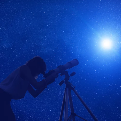 Μάθε τα πάντα για το τριπλό φαινόμενο που θα συμβεί απόψε στον ουρανό!