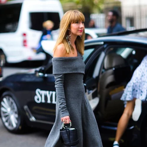 Κομψά ντυσίματα: Να γιατί όλοι ασχολούνται με αυτό το stylish κορίτσι