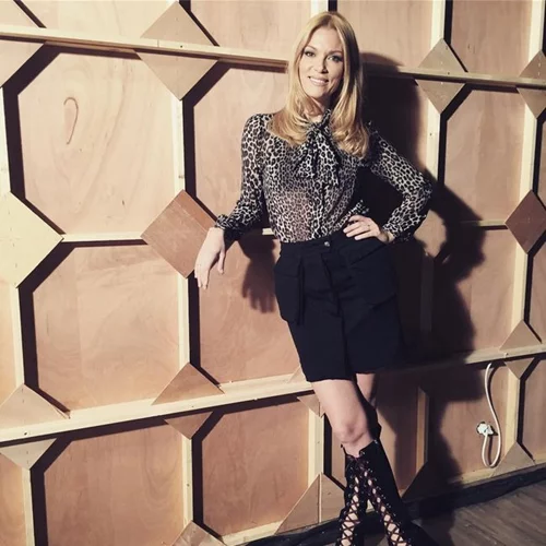 Βίκυ Καγιά: Η τρυφερή φωτογραφία που απαθανατίζει την οικογενειακή της ευτυχία