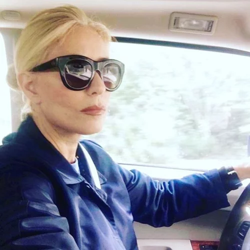 Μαρία Μπακοδήμου: Δες την χωρίς ίχνος μακιγιάζ