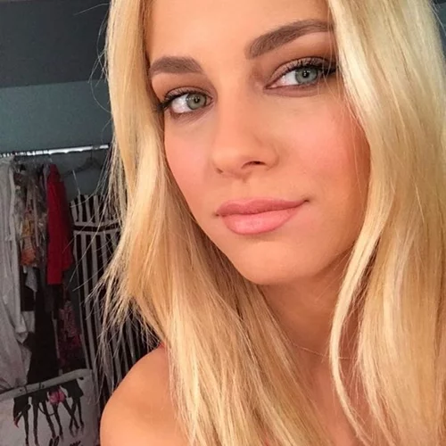 Δούκισσα Νομικού: Στην παραλία στον 4ο μήνα της εγκυμοσύνης