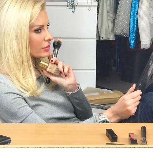 Ελένη Μενεγάκη: Τι φόρεσε στην εκπομπή της Πέμπτης