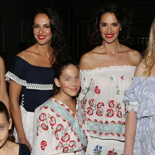 Νόνη Δούνια: Με την κόρη της στην πασαρέλα του Madwalk