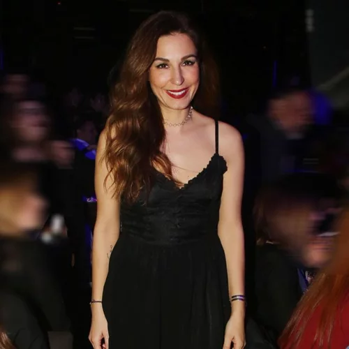 Κατερίνα Παπουτσάκη: Σέξι εμφάνιση σε γνωστό νυχτερινό κέντρο