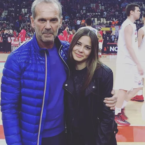 Αλεξάνδρα Κωστοπούλου: «Χτύπησε» το πρώτο της τατουάζ