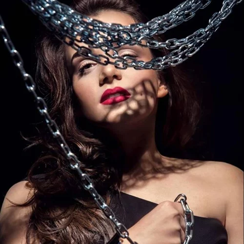 Alexandra Koutas: Το μοντέλο που σπάει όλα τα ταμπού!