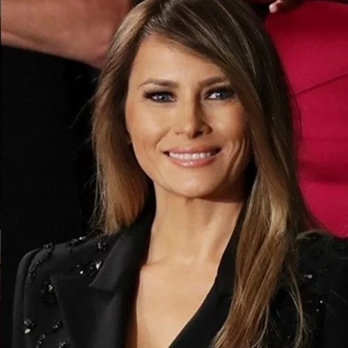 Η γυμνή φωτογραφία της Melania Trump που έχει αναστατώσει το Διαδίκτυο!