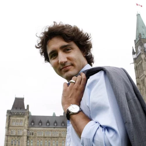 Justin Trudeau: Οι φωτογραφίες από τη νεαρή του ηλικία έκαναν το γύρο του διαδικτύου