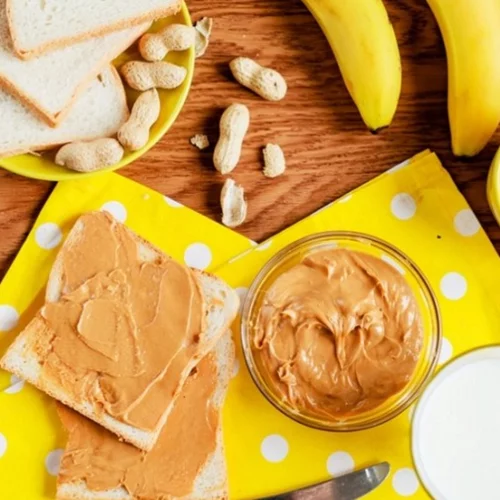 8 σνακ με λίγες θερμίδες για την καταπολέμηση κάθε λιγούρας από άγχος