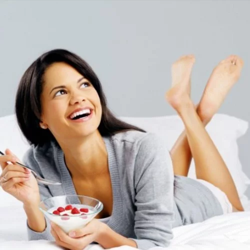 Τι οφέλη έχει το γιαούρτι; Να γιατί ΠΡΕΠΕΙ να το τρως κάθε μέρα!