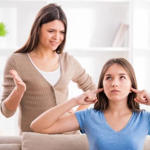 Δωρεάν Ομάδα Γονέων με παιδιά στην εφηβεία (12-18 ετών)  από το Συμβουλευτικό Κέντρο του «Μαζί για το παιδί»