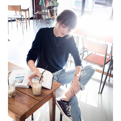 Πάνινα sneakers: 15 υπέροχα cool νέοι τρόποι να τα φορέσεις