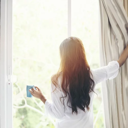 8 τρόποι για να κάνεις την πρωινή ρουτίνα πιο ήρεμη και απολαυστική