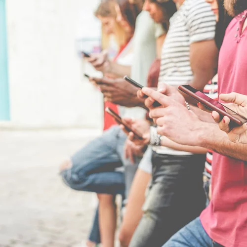 Είναι ο κατάλληλος; Το instagram προφίλ του θα σου δώσει την απάντηση