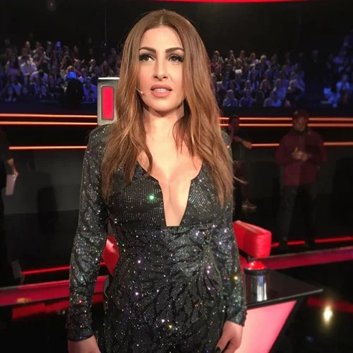 Έλενα Παπαρίζου: Τι φόρεσε στον τελικό του The Voice
