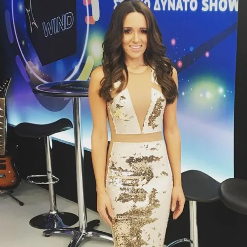 Καλομοίρα: Τι φόρεσε στο 12ο live του Rising Star;