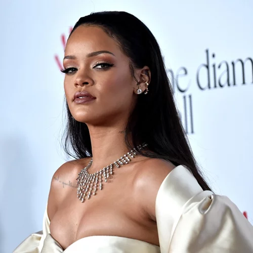 Rihanna: Βραβεύτηκε από το Harvard