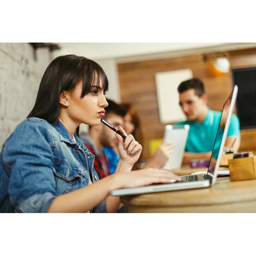 Γιατί οι ξένες γλώσσες μπορούν να σε κάνουν καλύτερο άνθρωπο