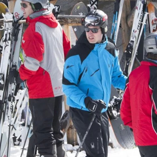 Πρίγκιπας William: Διασκέδασε με μοντέλο στις Άλπεις!