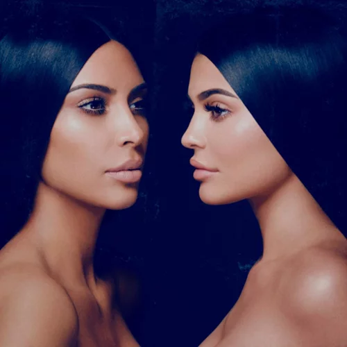 Kylie Jenner x Kim Kardashian: Αυτά είναι τα πρώτα καλλυντικά της συνεργασίας τους!