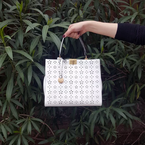 5+1 τσάντες για την Άνοιξη: Οι editors επιλέγουν τις καλύτερες!