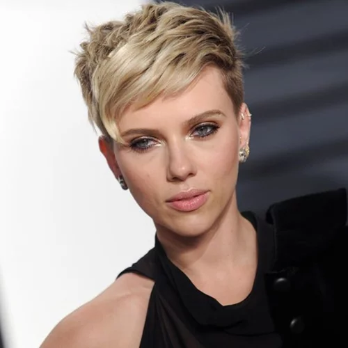 Θα σου πήγαιναν τα κοντά μαλλιά; Μάθε με ένα απλό tip!