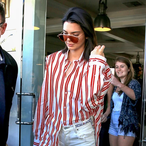 Η Kendall Jenner λατρεύει την Ελλάδα και το δείχνει!