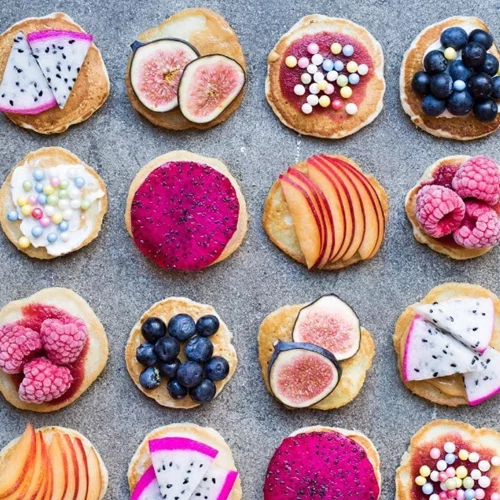 Υγιεινά πάνκεικς με βρόμη και μπανάνα σε 4 εύκολες συνταγές χωρίς αλεύρι