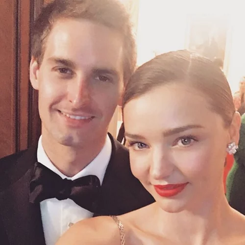 Miranda Kerr - Evan Spiegel: Το ταξίδι του μέλιτος ξεκίνησε και επίσημα!