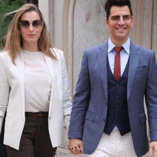 Σάκης Ρουβάς - Κάτια Ζυγούλη: Η οικογενειακή φωτογραφία από τις πασχαλινές διακοπές