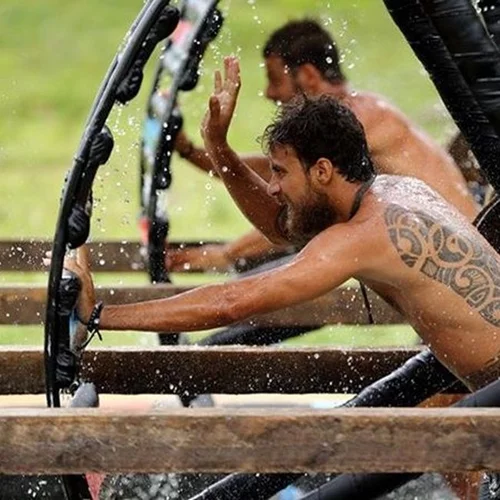 Survivor: Τα πρώτα προβλήματα της συμβίωσης & οι ζήλιες των «Διάσημων»