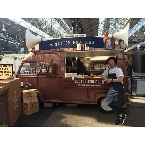 Το Scotch Egg Club του Dewar's στο Athens Street Food Festival