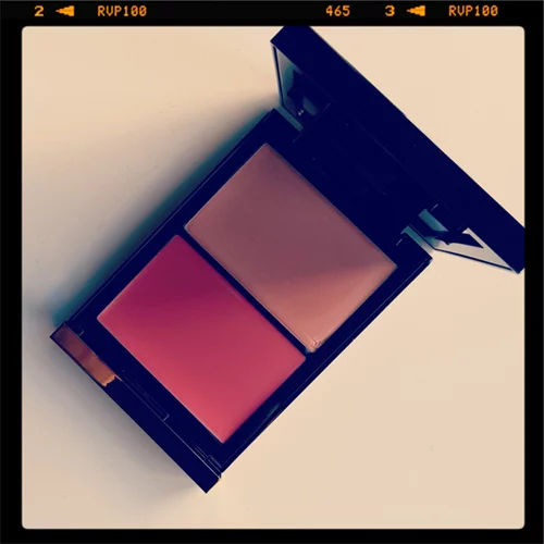 Ρουζ & Bronze πούδρα: Όσα θες να ξέρεις για τα προϊόντα που αγαπάει η επιδερμίδα σου