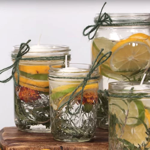 Φτιάξε μόνη σου καλοκαιρινά κεριά με σιτρονέλα!